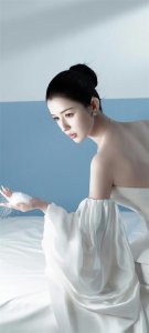 ​美女系列壁纸第4188期—哈尼克孜