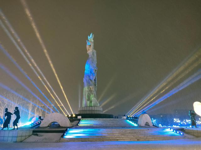 长春游玩必去的地方长春雕塑公园：带您逛一逛长春雕塑园冰雪乐园(27)