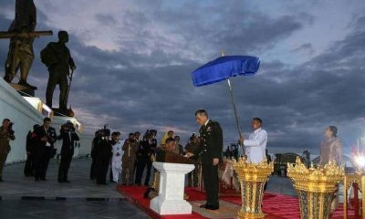 ​拉玛十世结过五次婚并不算多，相比于泰国先王，他已经很进步了