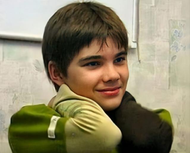 火星男孩完整版(俄罗斯火星男孩)(5)