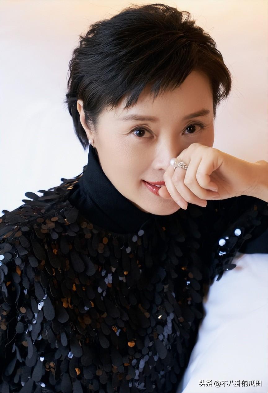 演员吴越 ：51岁不恋爱不结婚，感情挫折来自陈建斌