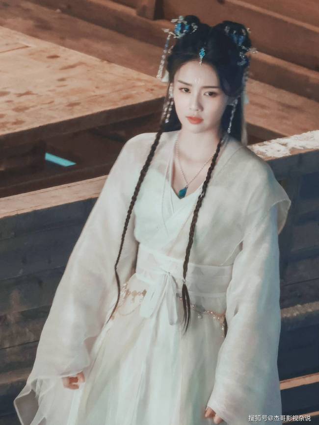 长月烬明或将在4月播出 网友：你最好是这样  