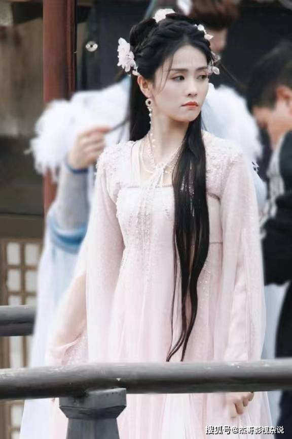 长月烬明或将在4月播出 网友：你最好是这样  