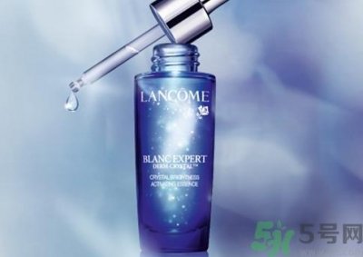 ​精华液什么时候用最好?精华液什么时候用最佳?