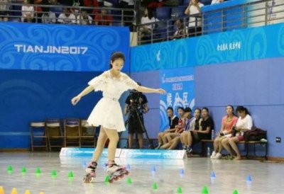 ​轮滑界公认女神，获多个冠军奖项，人才辈出也撼动不了她女王地位