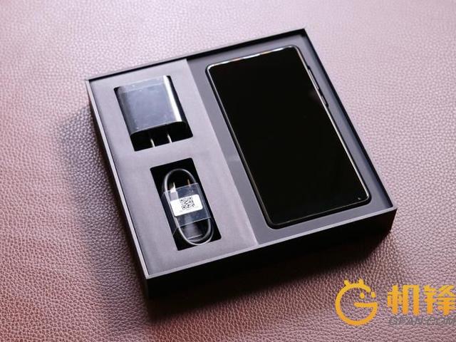 小米全面屏手机mix2（全面屏2.0时代的行业标杆）(8)