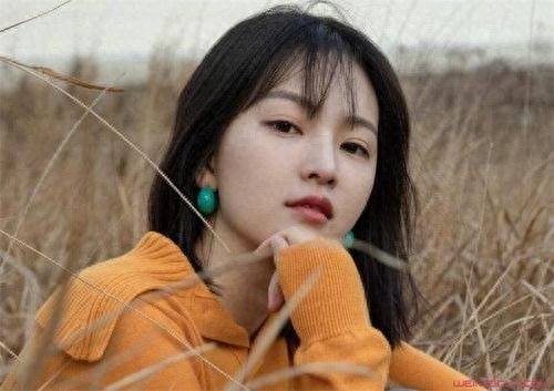 黄灿灿：曾被评为“武大校花”而走红网络