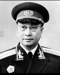 ​《亮剑》中的旅长