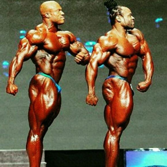 平民窟走出来的健美巨星，艺术造型大师，13年的他充满美感