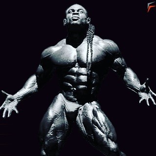 平民窟走出来的健美巨星，艺术造型大师，13年的他充满美感