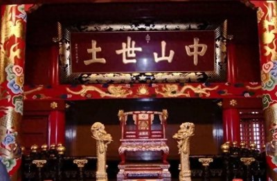 ​台海危机下的冲绳困境：日本撤侨计划遭琉球人怒斥