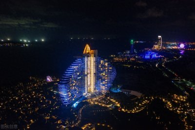 ​中国首家七星级酒店，奢华程度远远超过迪拜，你的工资能住几天？