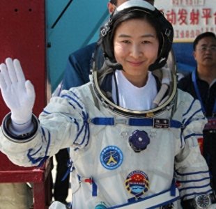 ​中国首位女航天员刘洋，结婚8年未生育，飞天前给丈夫留2条遗言