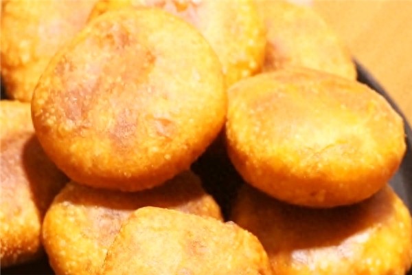 柿子饼这样做太好吃了，不发面不擀面，软糯香甜一次吃5个