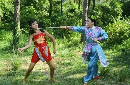 关于哪吒的一共有几部电视剧(这些哪吒你还记得几个)(10)