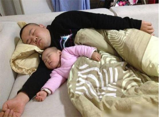 岳云鹏几个孩子儿子照片 岳云鹏老婆郑敏微博简历揭认识相爱过程