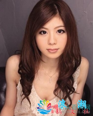 相泽恋人物海报