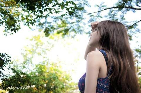 我跟她表白了,她没同意也没拒绝,我该怎么做