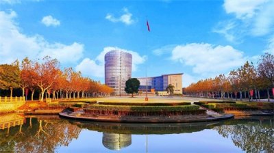 ​安徽考生上大学真不难！16年来的数据说明平均分70多分就能上一本