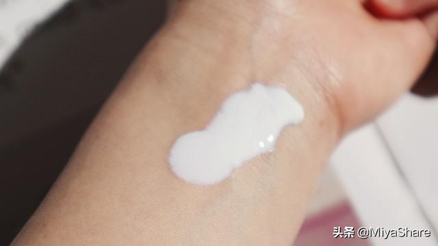 防晒霜红黑榜真人实测(ISDIN红榜第1适合全肤质)(10)