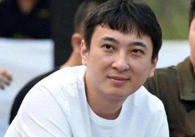 ​万达太子王思聪的狗是条遗弃流浪狗，收养后开启狗生巅峰