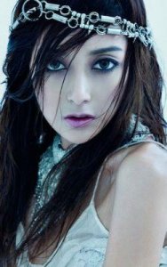 认为自己没错那为何道歉？依力：被要求说对不起就能解决一切吗