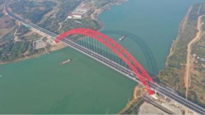 ​荔玉高速公路建成通车 今起实现2.5小时到荔浦