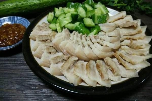 白肉要煮多长时间 白肉怎么煮才好吃 白肉要煮多长时间 白肉怎么煮才好吃