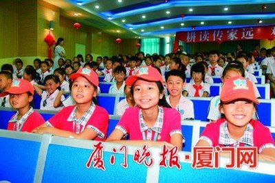 ​《逗阵来拍拼》笑声中学会拼搏