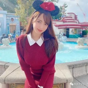 ​业界元老三岛奈津子写真分享，开放与保守并存！