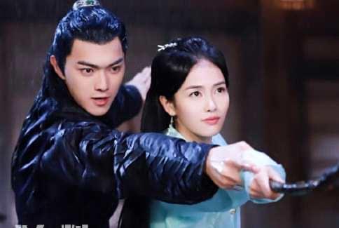 影视招摇路招摇什么时候恢复真身 厉尘澜是怎么认出路招摇的  2