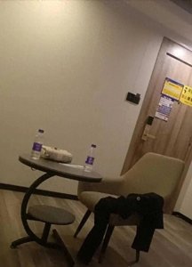 ​炸裂！曝深圳一驾校教练，与女学员开房后，为炫耀，将视频发网上