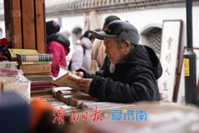 ​在济南中山公园穿越旧时光