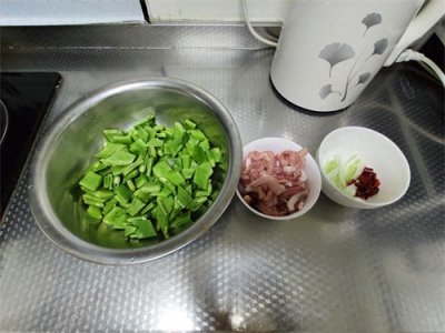 ​芸豆炒肉，简单而又好吃的家常菜，适合不会做饭的朋友