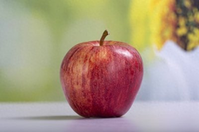 ​一天一苹果，医生远离我