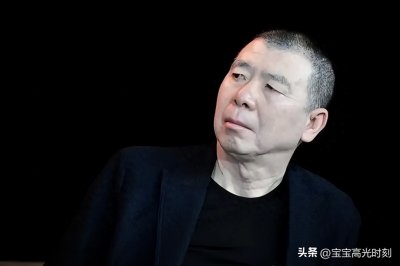 ​冯小刚辟谣房屋被烧毁：请勿信谣言