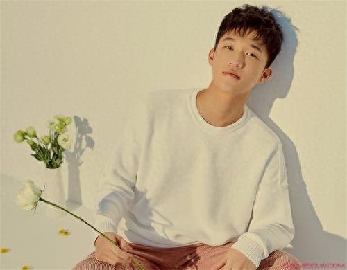 龚锐中国内地男演员阳光大男孩 毕业于重庆大学美视电影学院